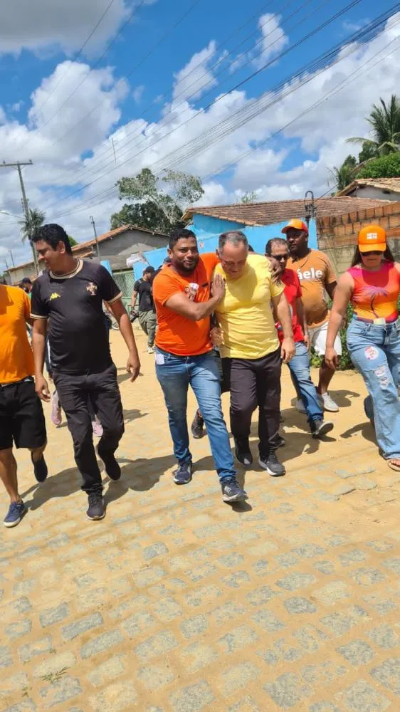 Caminhadas ao lado de Neto Guerrieri fortaleceram a fase final da campanha de Fábio da Farmácia para o legislativo.