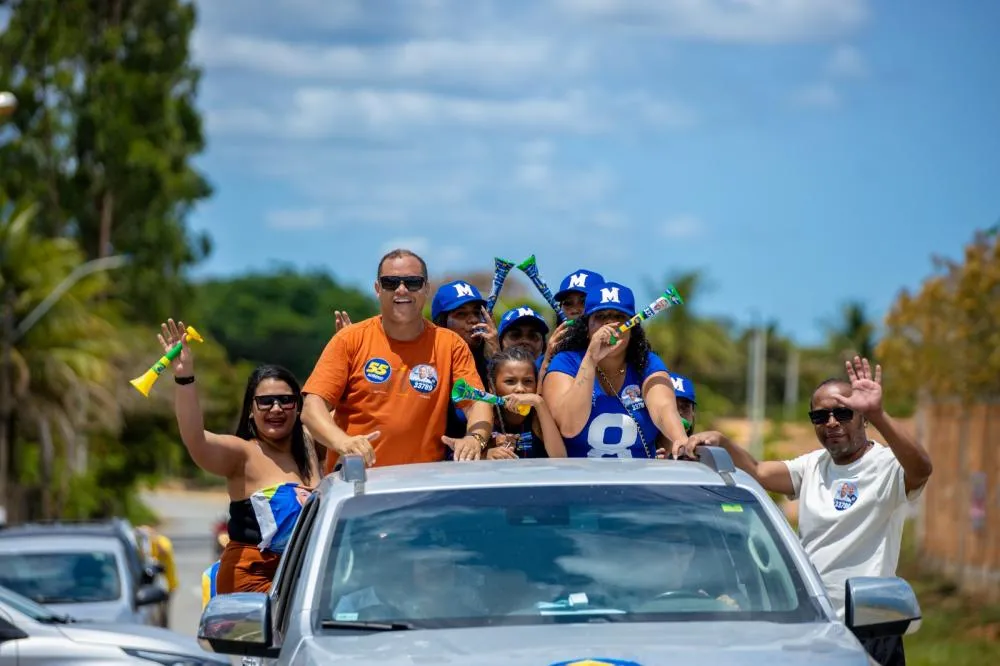 A chegada de Miris Lisboa e sua equipe de apoio político à colônia neste domingo foi um evento apoteótico.