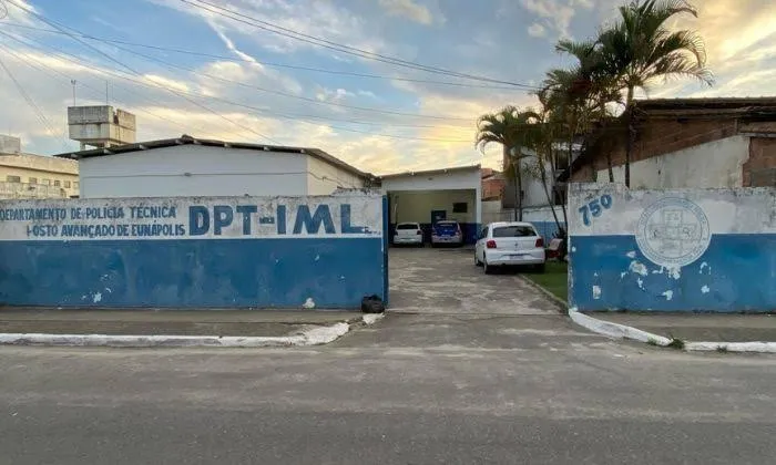 Descaso do governo estadual com o IML de Eunápolis revolta população