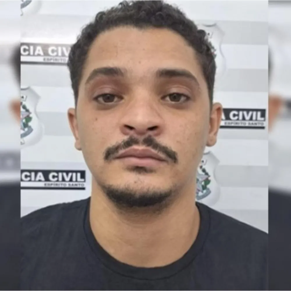 Peida leite: Um dos principais líderes do PCV é preso em Vitória do espírito santo, ele usava calcinha no momento da prisão