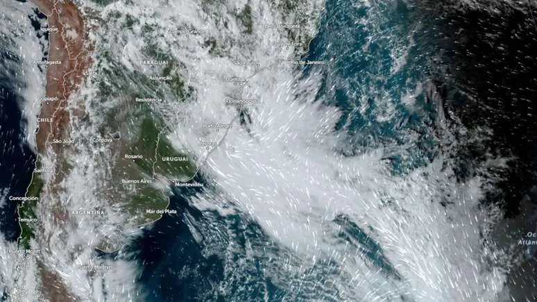 Brasil vive expectativa de ciclone-bomba com uma nova frente fria