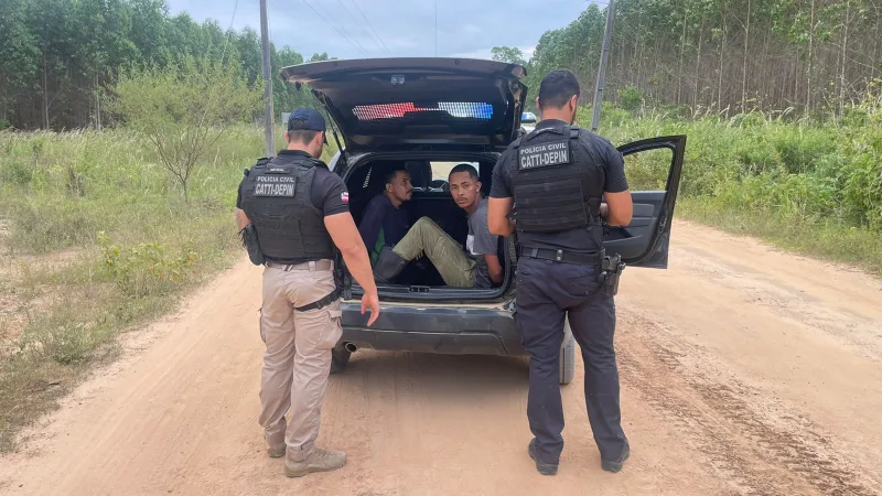 Operação policial captura trio suspeito de homicídio cometido com extrema crueldade