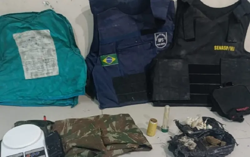 RONDESP/Extremo Sul Realiza Apreensão de Drogas e Material Bélico em Área de mata em Eunápolis