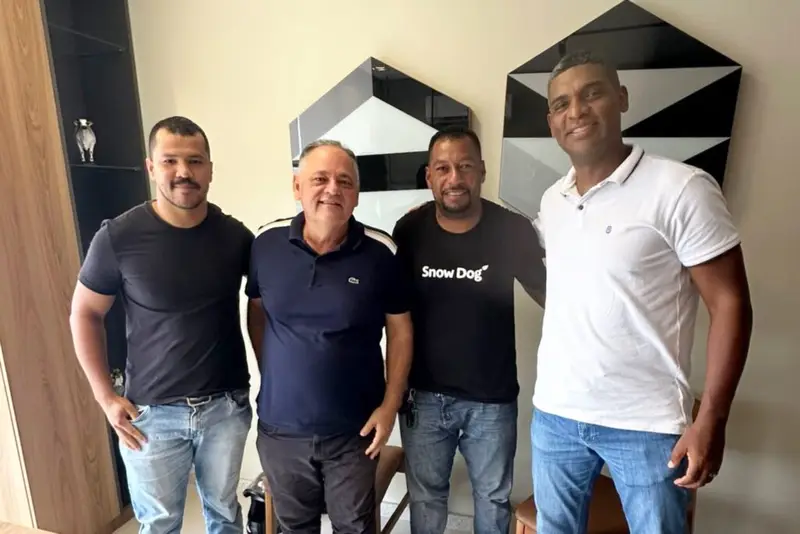 Neto Guerriere recebe lideranças em bate papo com foco no futuro de Eunápolis 